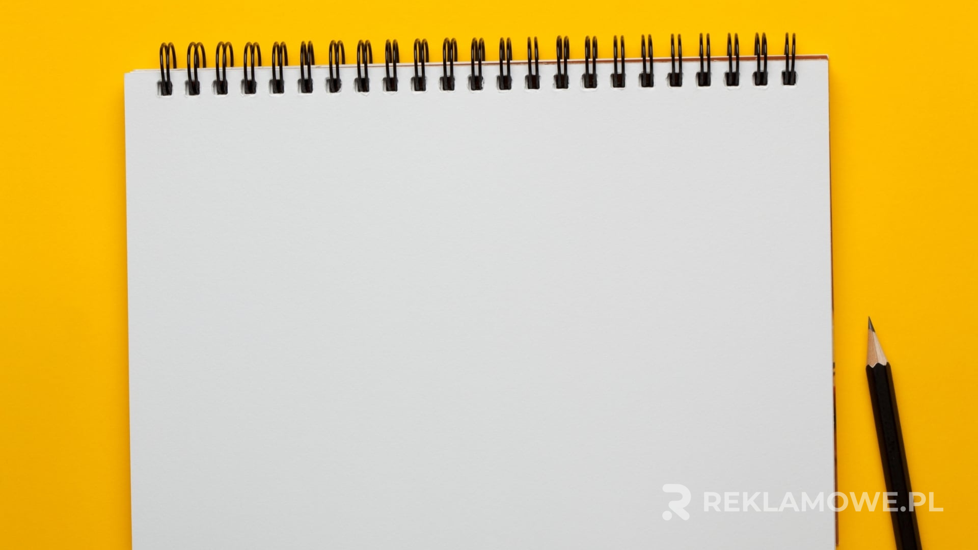 Jak dobrać grafikę na ołówki reklamowe, aby były zapamiętywalne? Ołówki reklamowe z unikalną grafiką