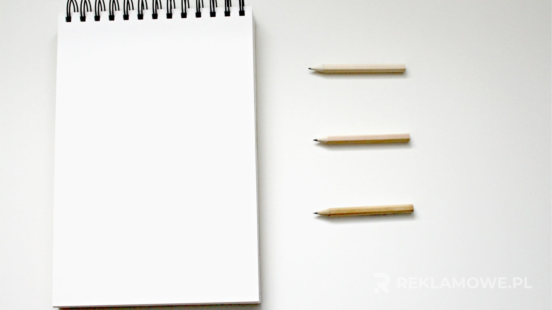 Ołówki reklamowe użyte w kreatywny sposób do promocji