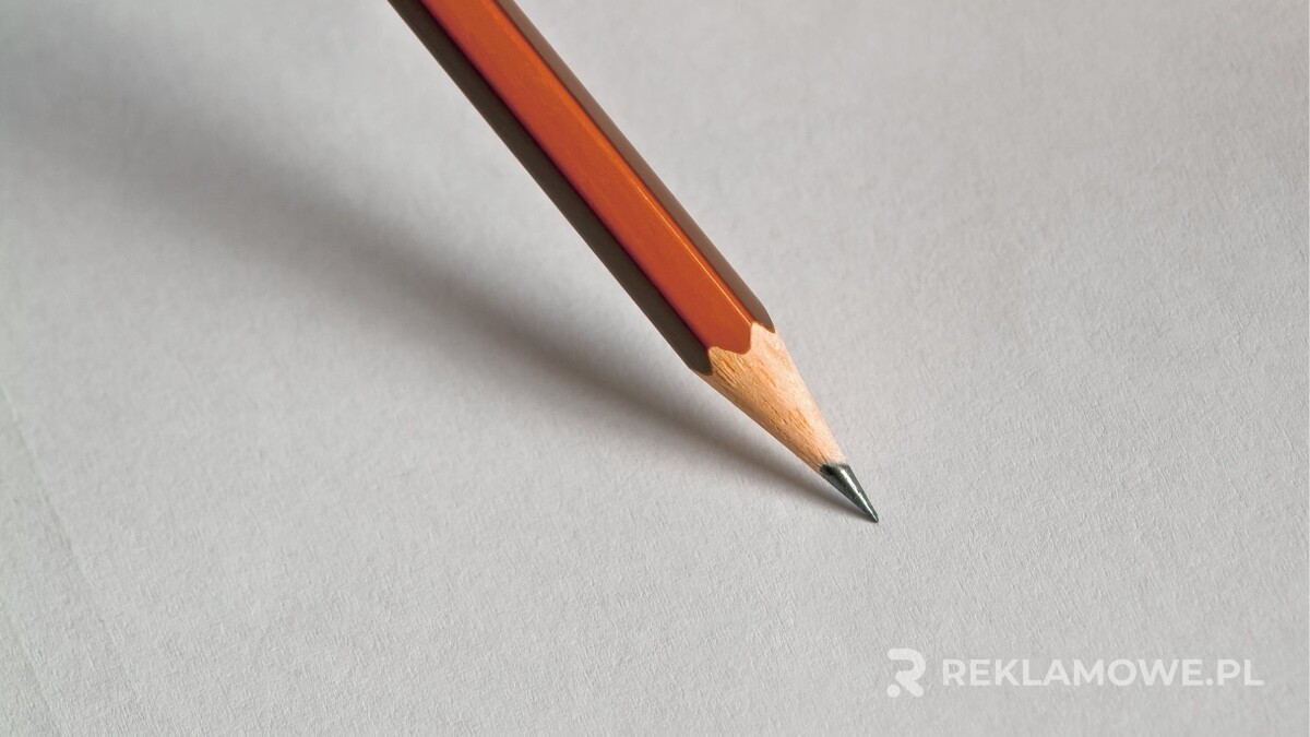 Ołówki reklamowe dostosowane do sezonu Kolorowe ołówki jako elementy promocji sezonowej