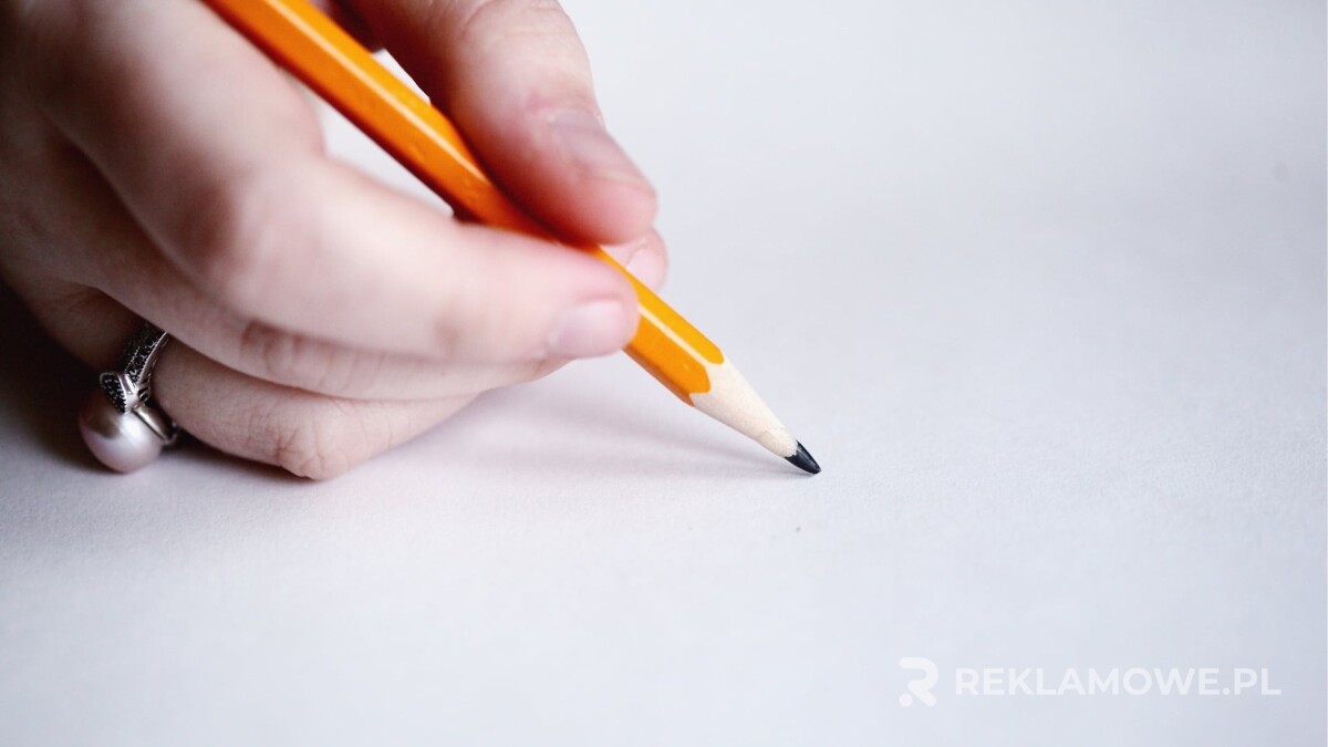 Nowoczesne trendy w projektowaniu ołówków reklamowych na 2025 rok Ołówki reklamowe z 2025 roku